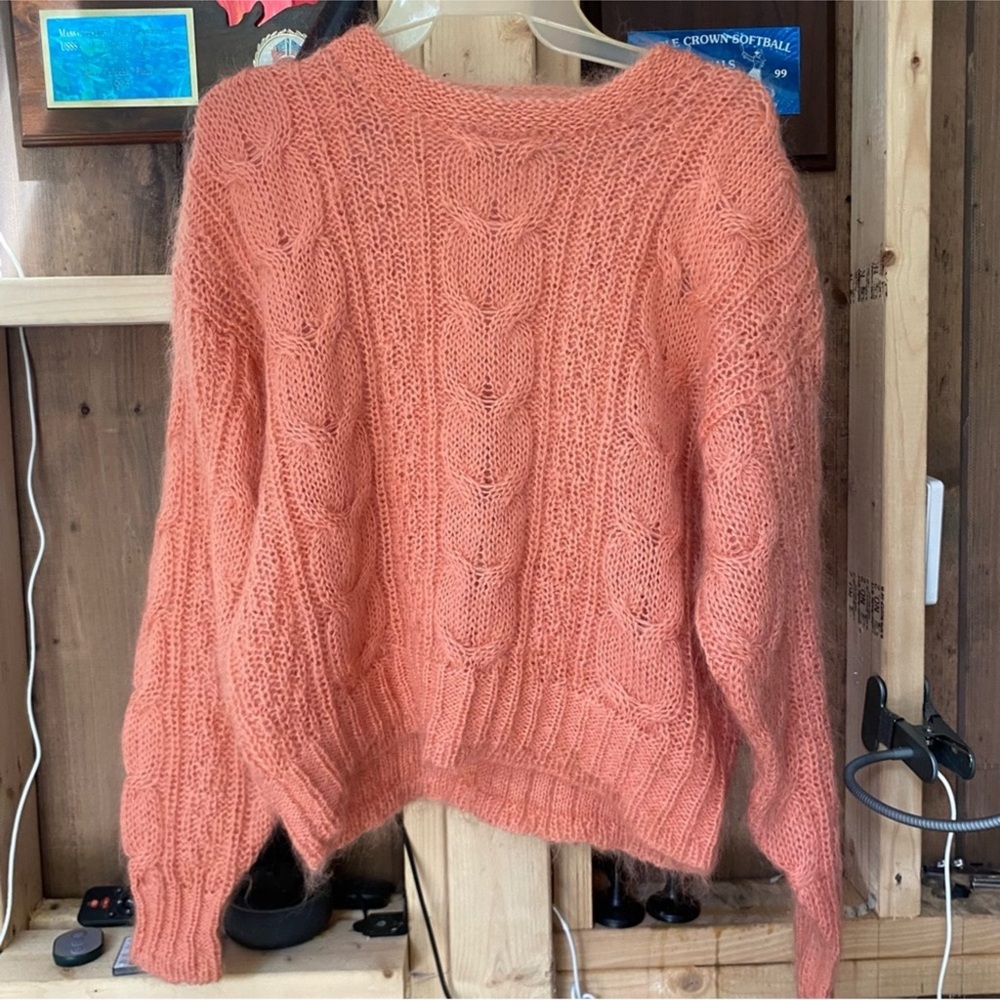 LINDEN*O gorgeous mohair blend scoop neck cable knit sweater
